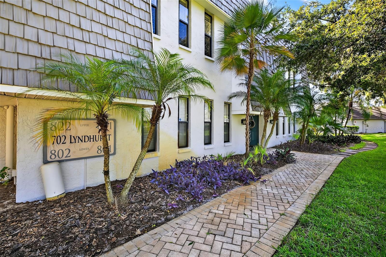 702 LYNDHURST STREET 802