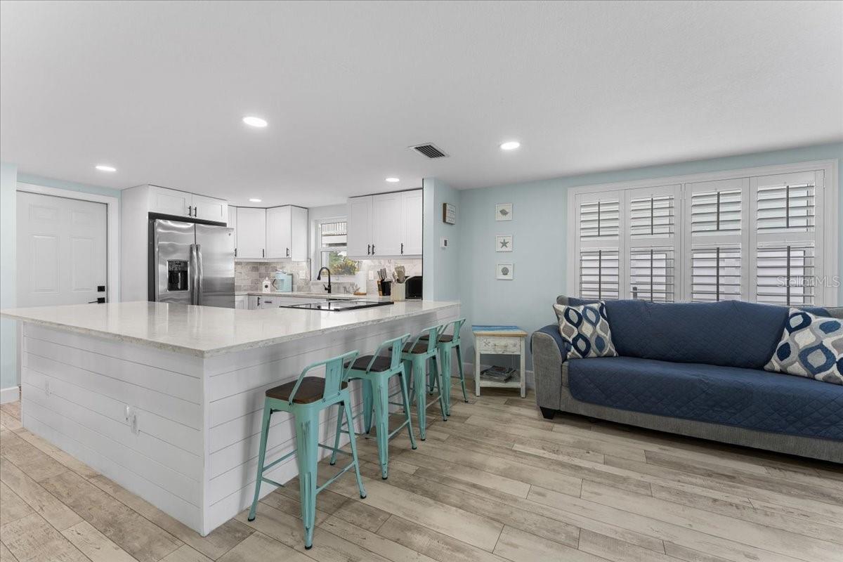 FLOR A MAR - Residential
