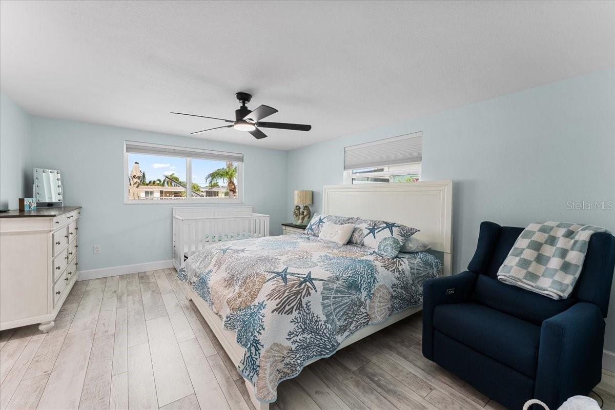 FLOR A MAR - Residential