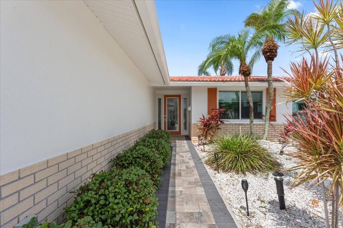 4951 POMPANO DRIVE