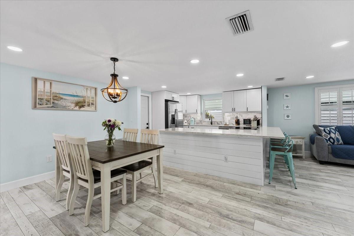 FLOR A MAR - Residential