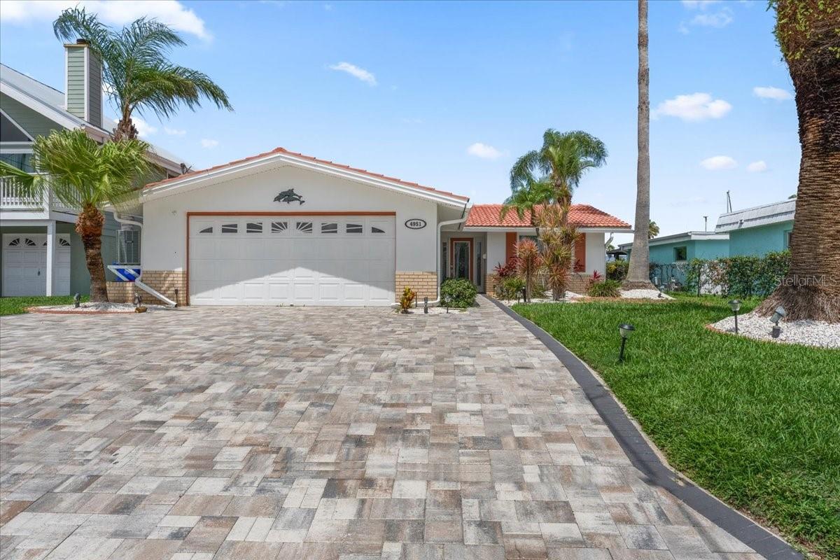 4951 POMPANO DRIVE