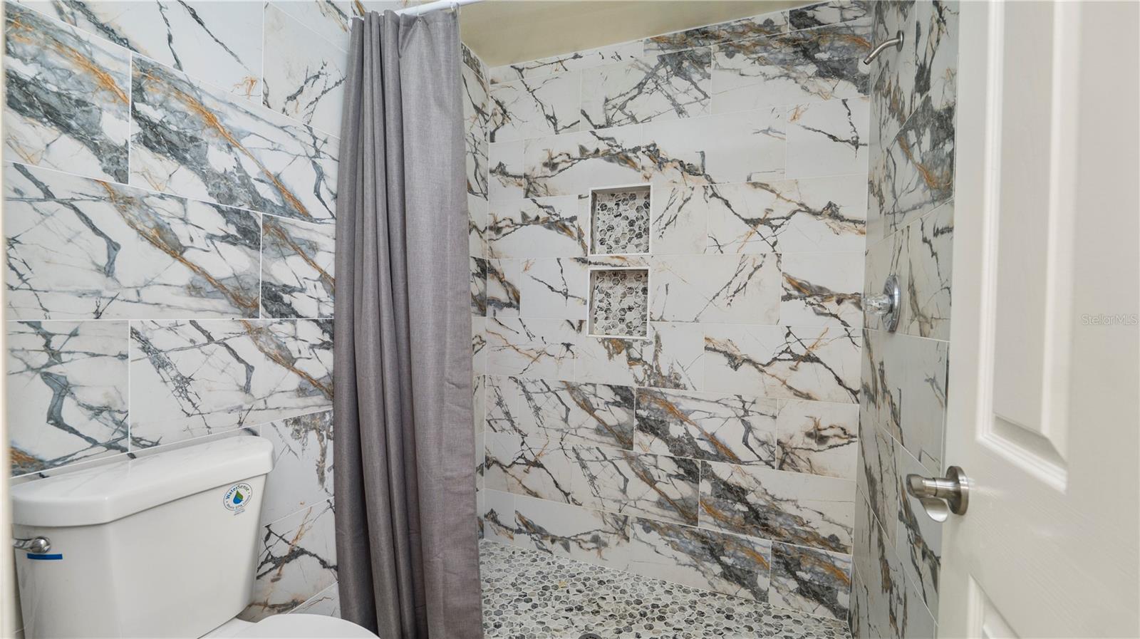 PINE LAKE SUB - Residential