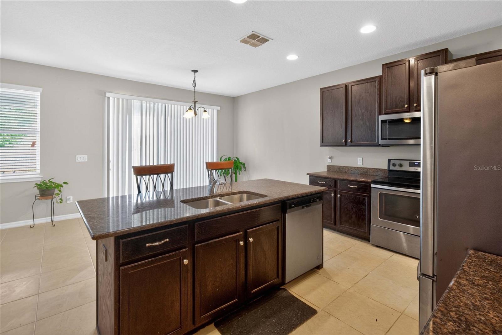 BENTLEY GREEN - Residential