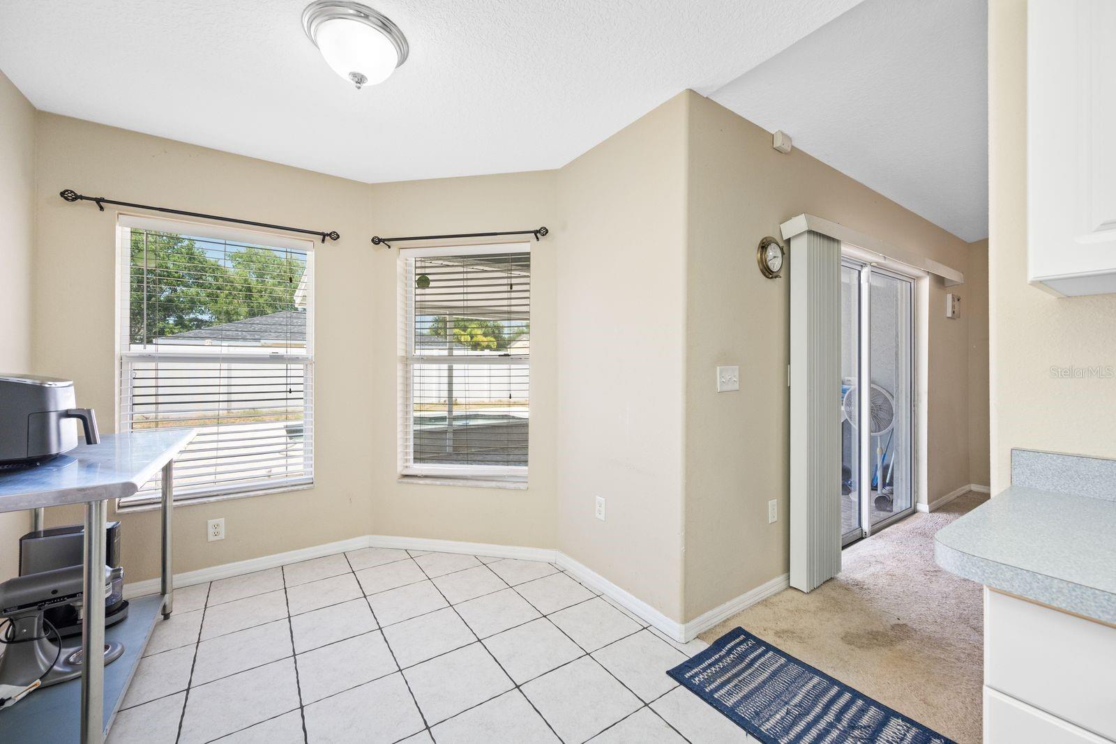 NORTH OAKS ESTATES - Residential