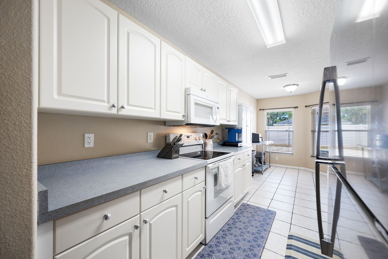 NORTH OAKS ESTATES - Residential