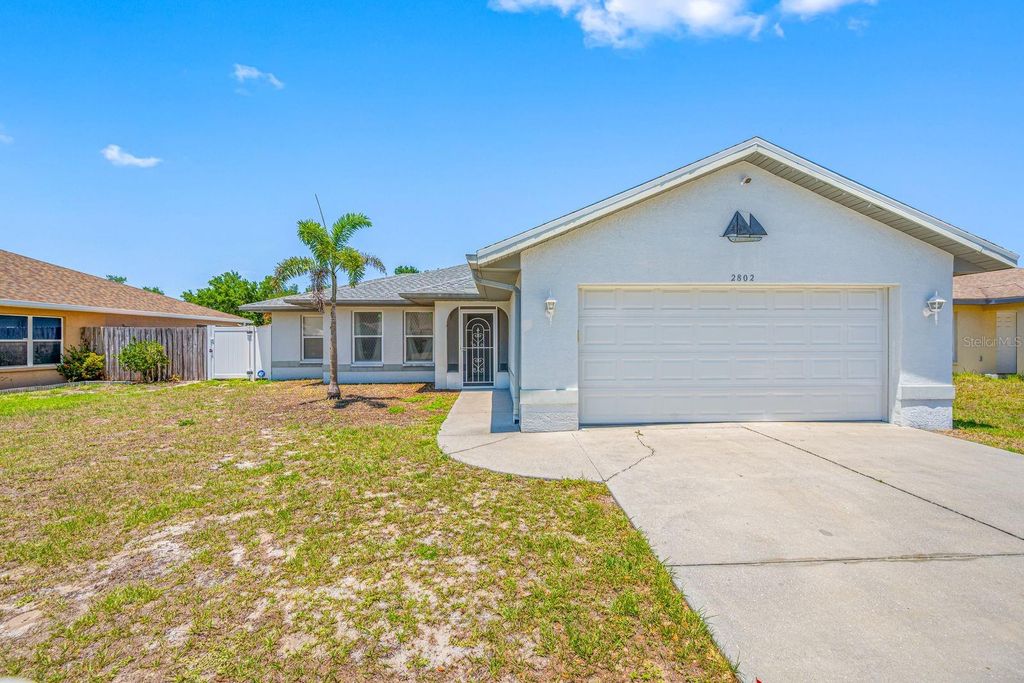 Photo of 2802 93rd Court E, Palmetto, FL 34221 (MLS # A4694131)