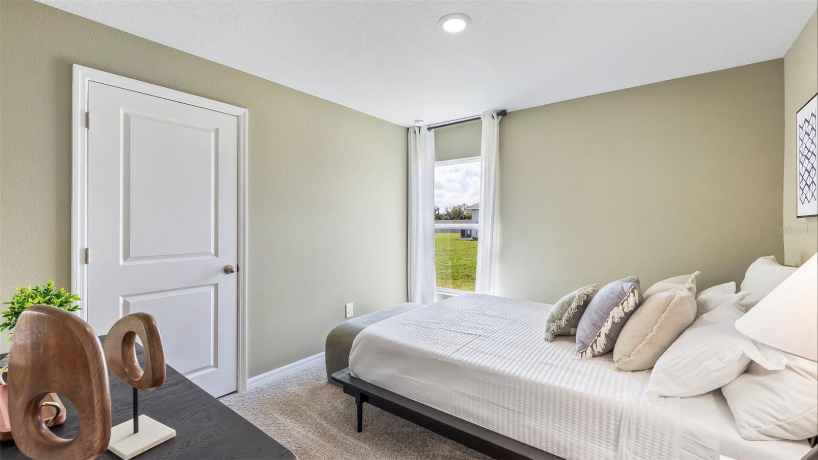 RYE CROSSING - Residential