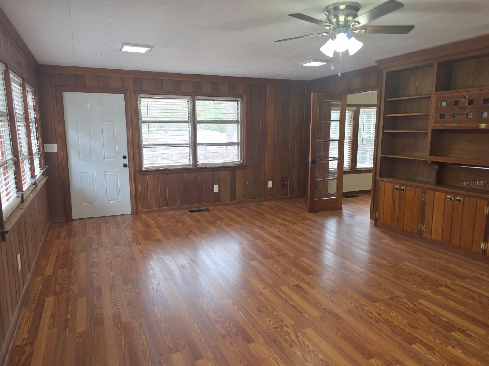 ELLIOT LENGLE - Residential