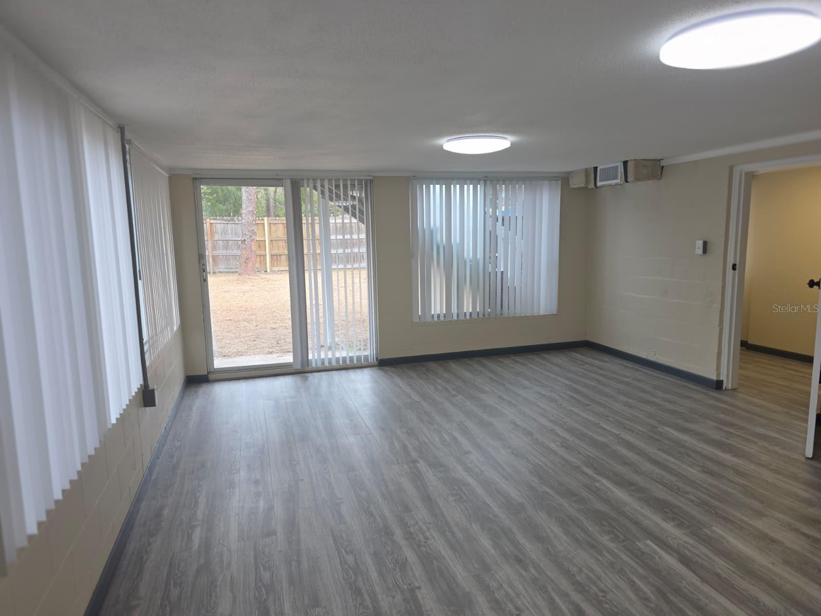 ELLIOT LENGLE - Residential