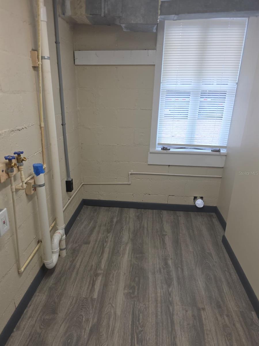 ELLIOT LENGLE - Residential