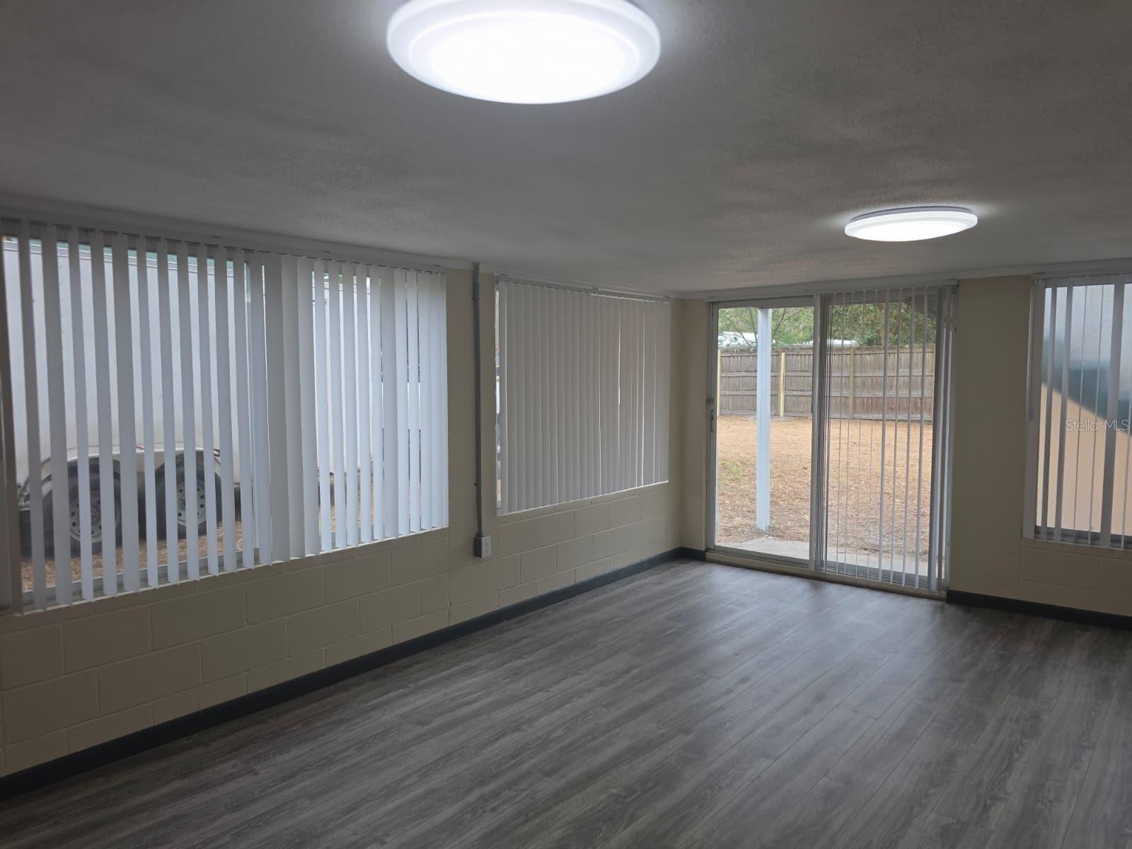 ELLIOT LENGLE - Residential