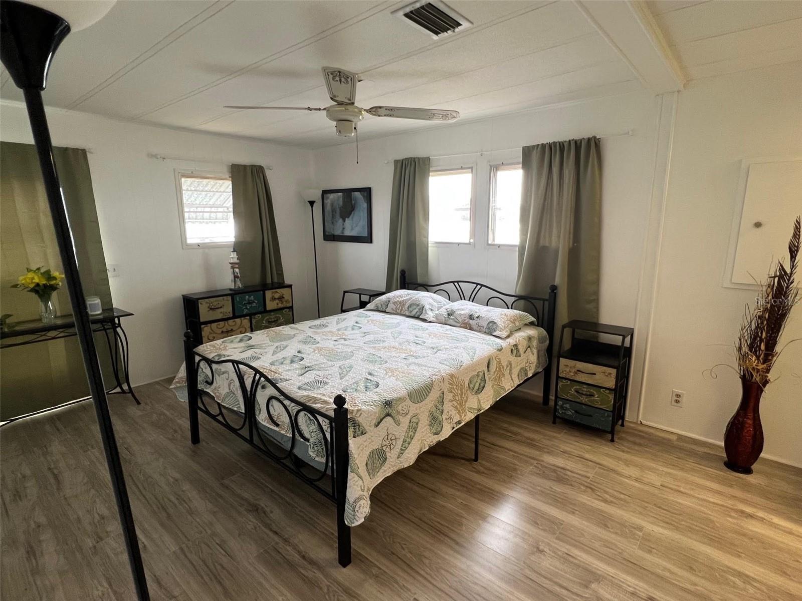 PALM HILL MOBILE HOME PARK UNREC - Residential