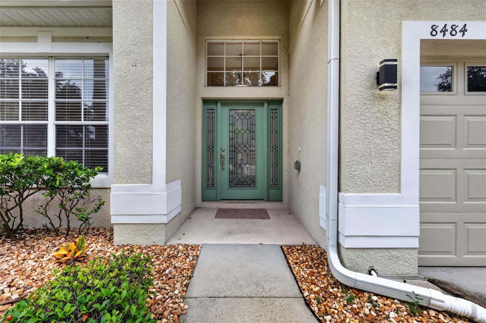 8484 DOVER VIEW LANE