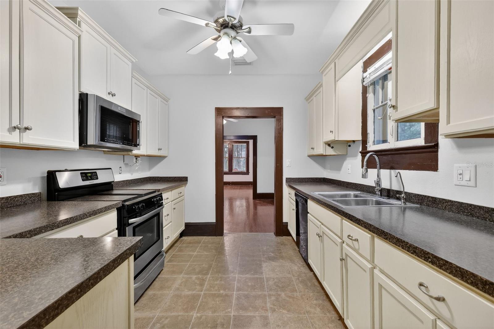 GULLERA HOMESTEAD - Residential