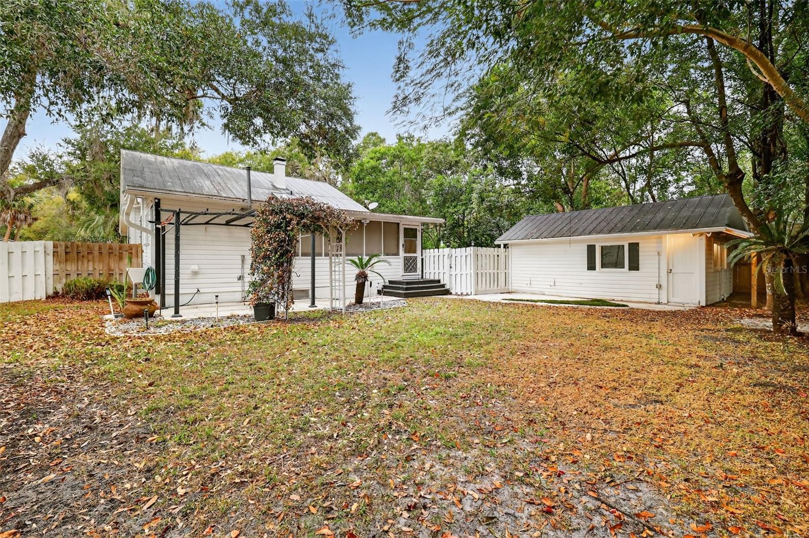 GULLERA HOMESTEAD - Residential