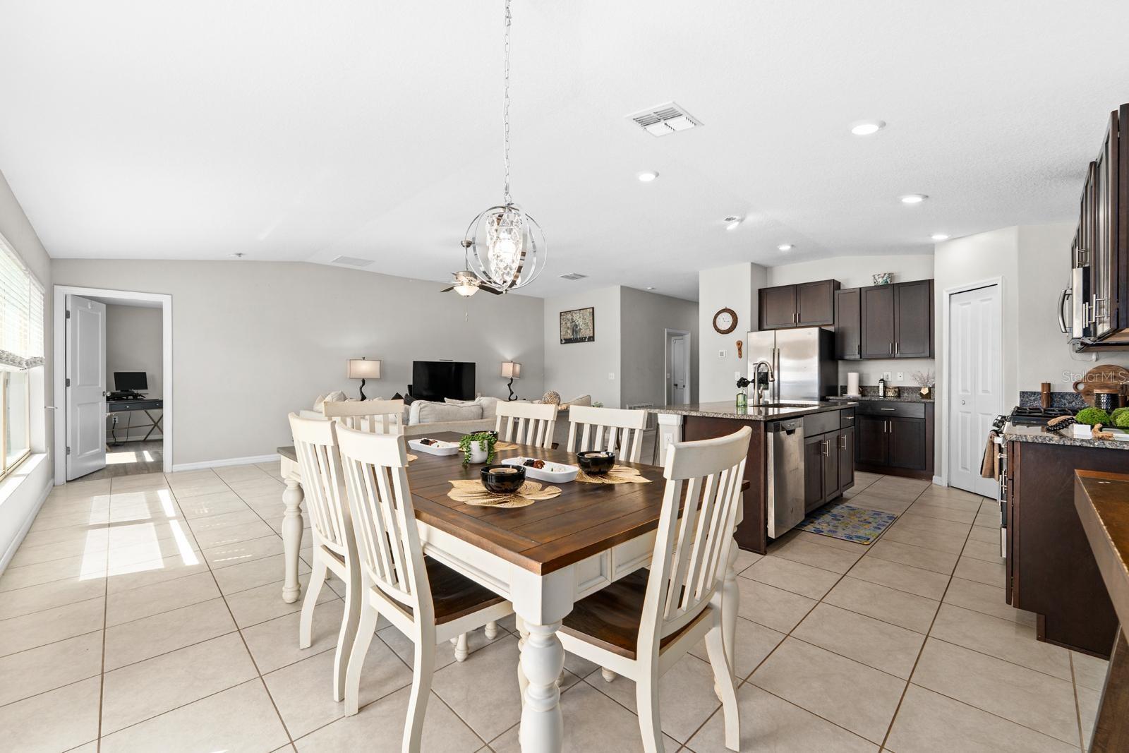 BELMONT SOUTH PH 2D - Residential