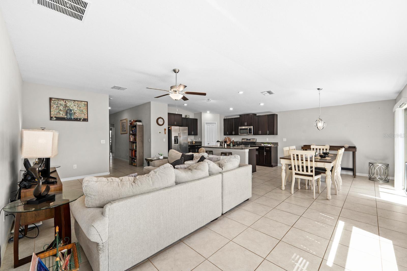 BELMONT SOUTH PH 2D - Residential