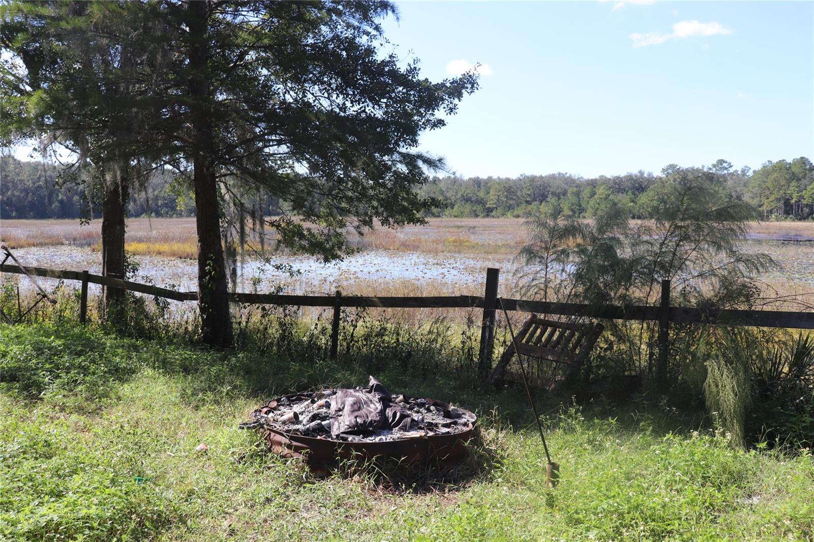 LAKE FOREST ESTATE - Residential