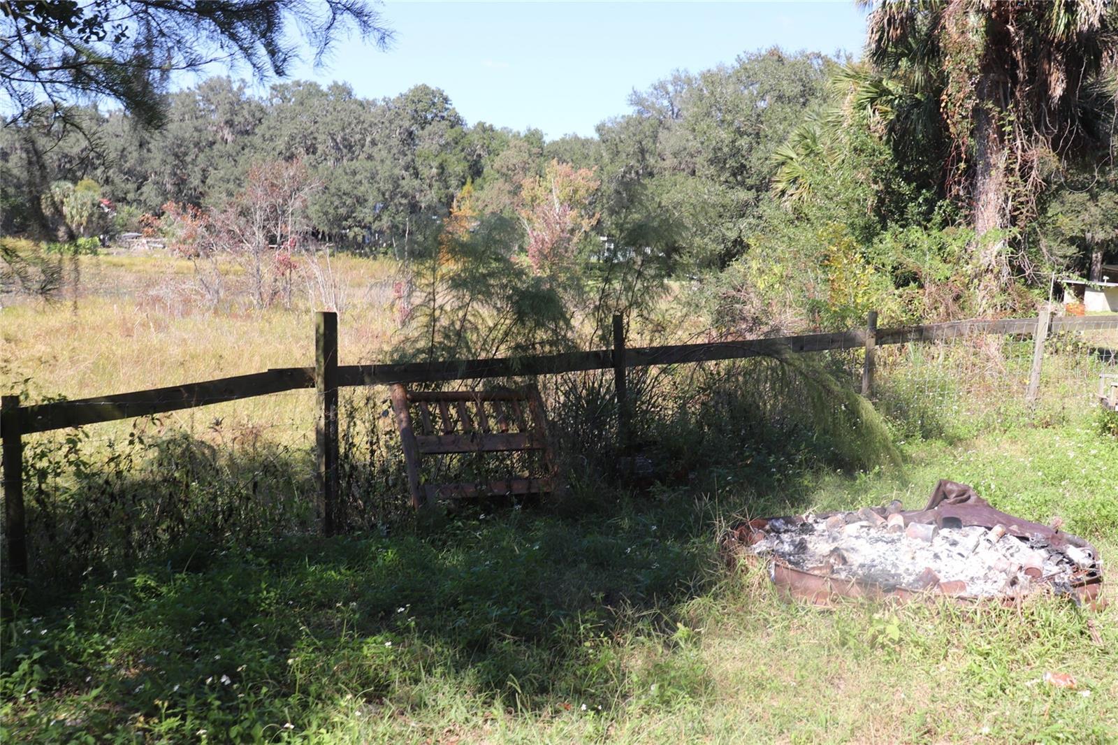 LAKE FOREST ESTATE - Residential