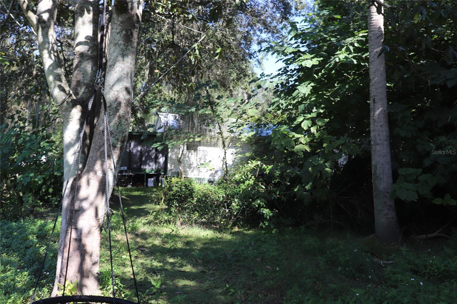 LAKE FOREST ESTATE - Residential