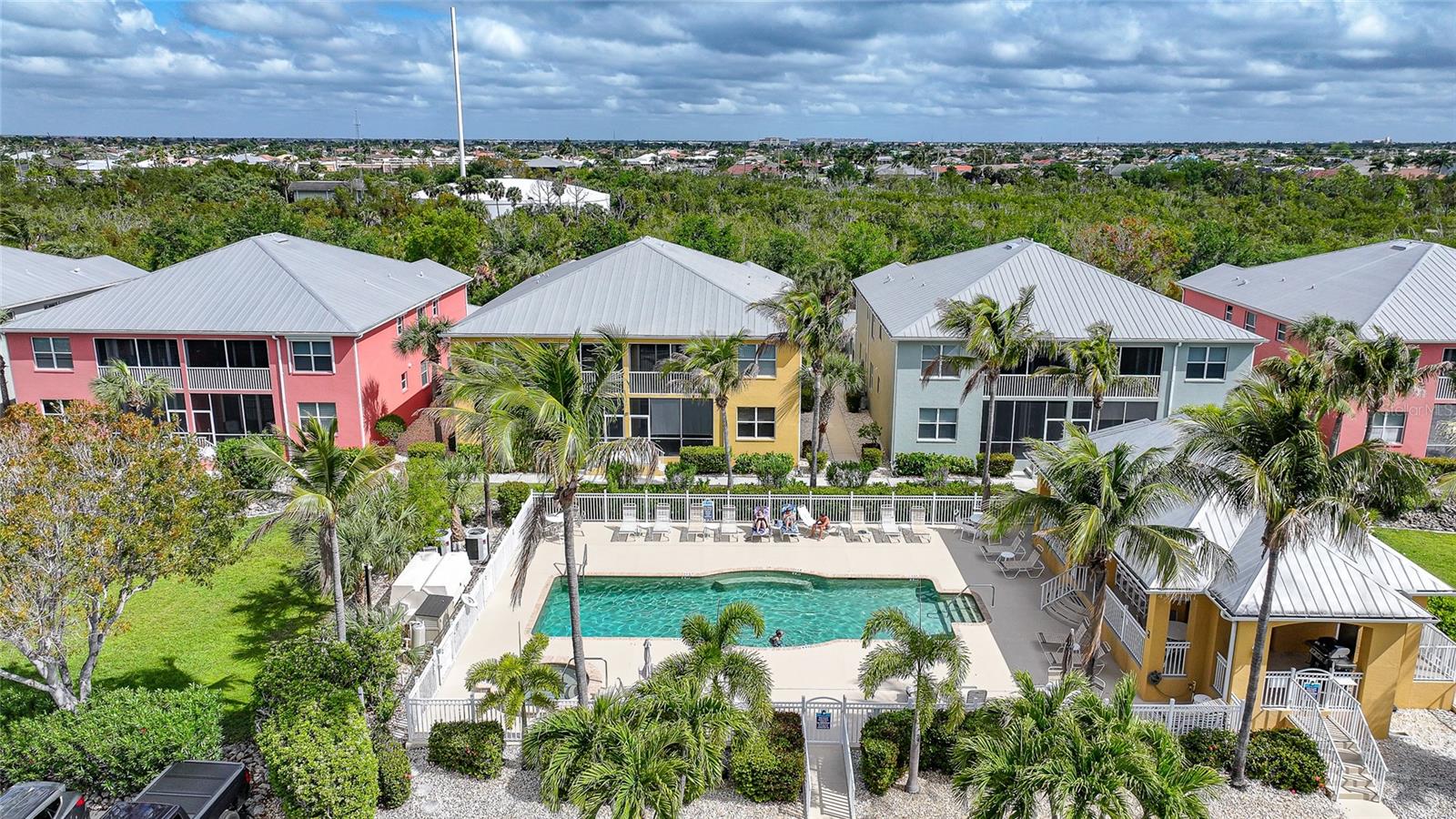 CLIPPER COVE VILLAGE BLDG 18 - Residential