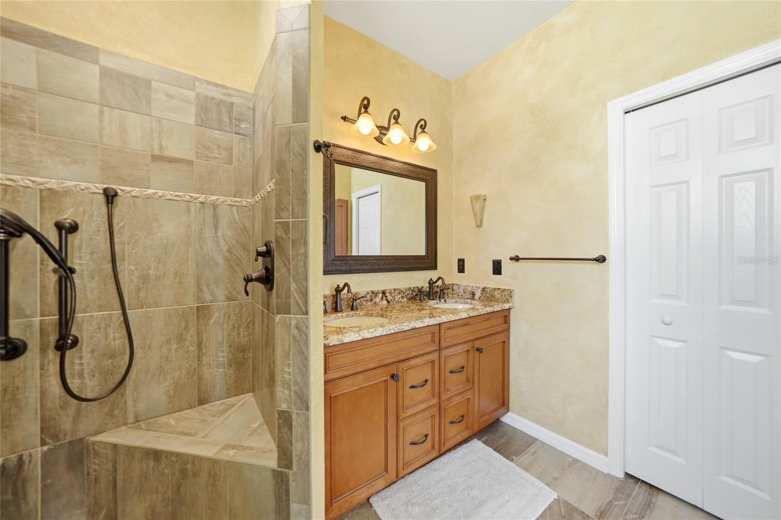 CLIPPER COVE VILLAGE BLDG 18 - Residential