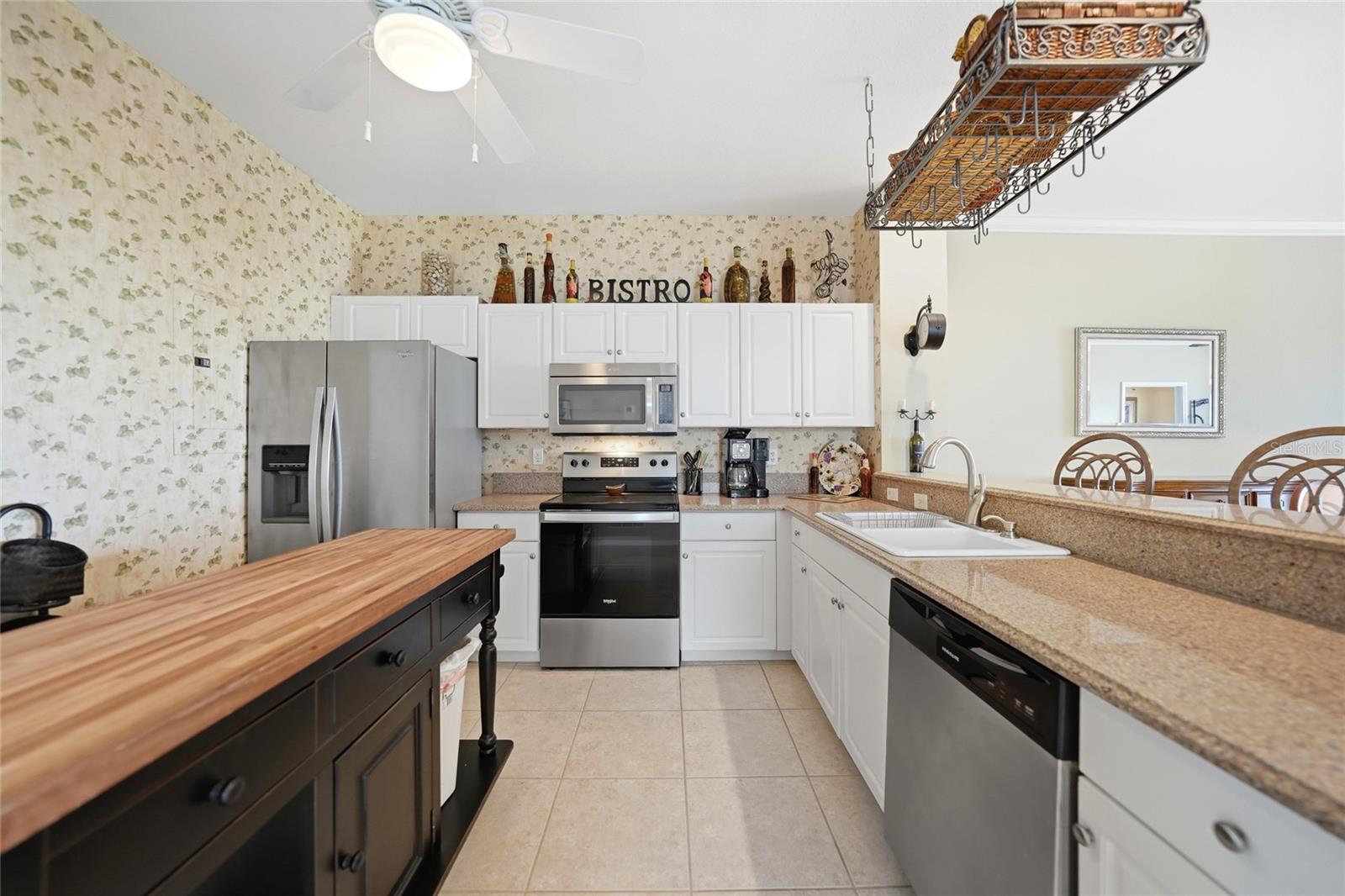 CLIPPER COVE VILLAGE BLDG 18 - Residential