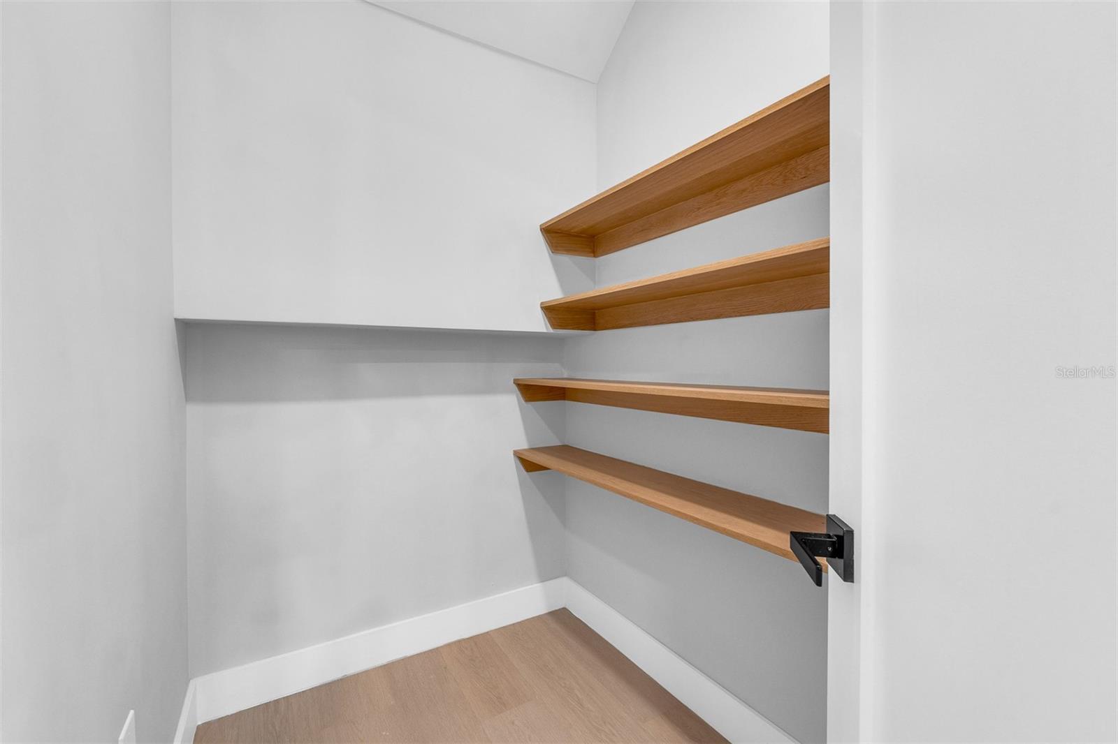 GOLDEN HGTS - Residential