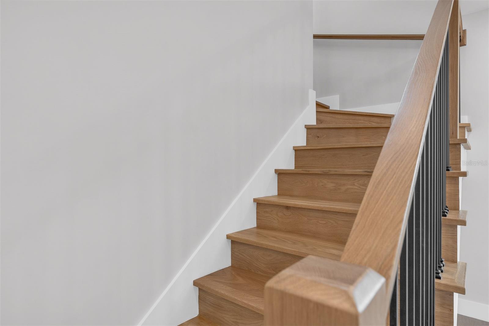 GOLDEN HGTS - Residential