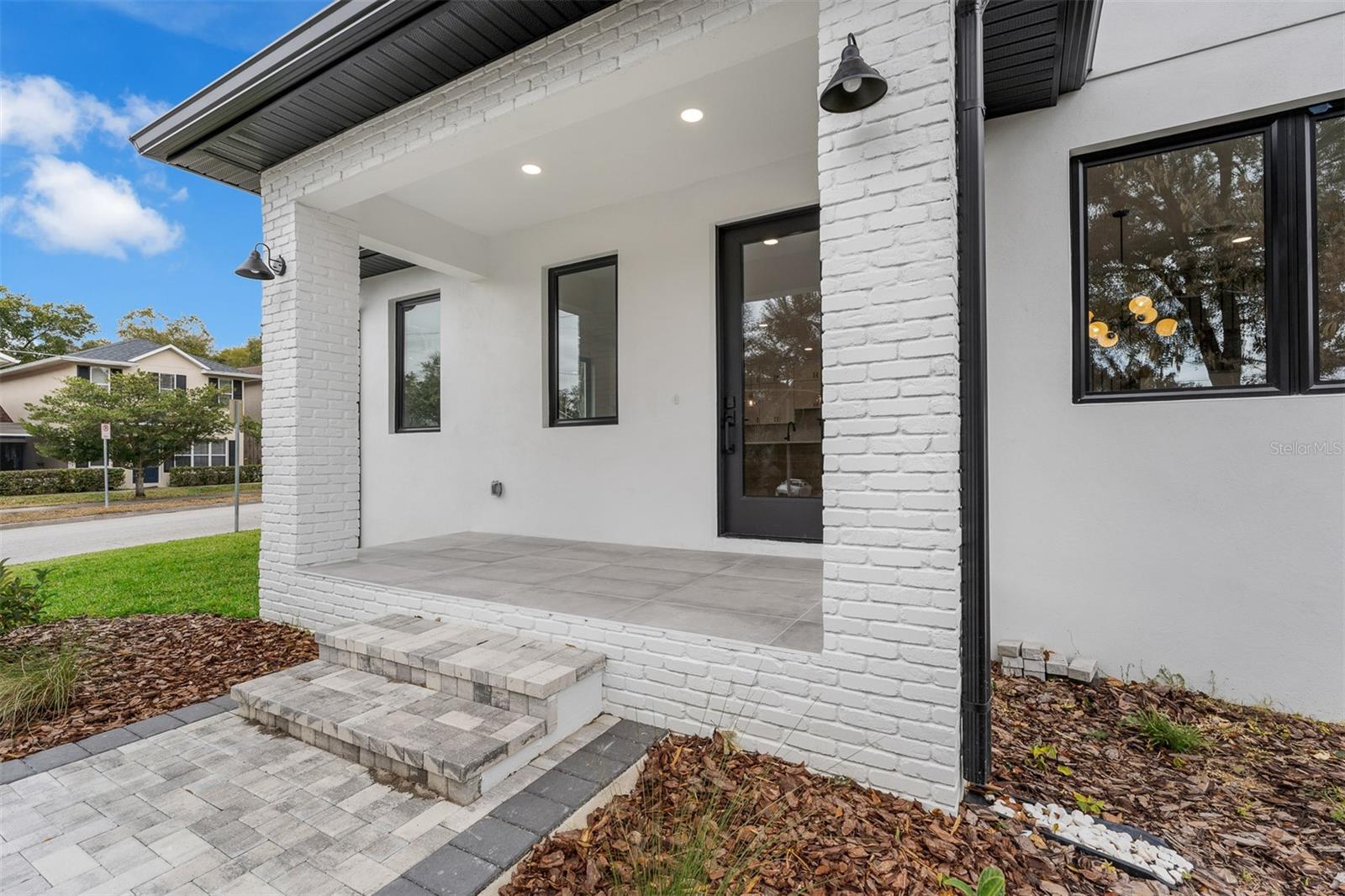 GOLDEN HGTS - Residential