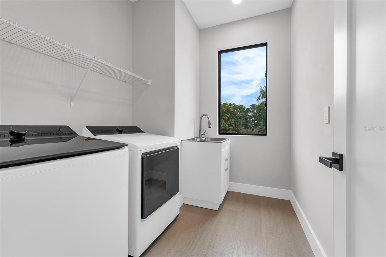 GOLDEN HGTS - Residential