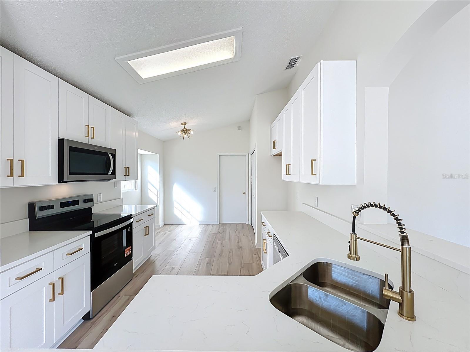 STONEBRIDGE PH 03 - Residential