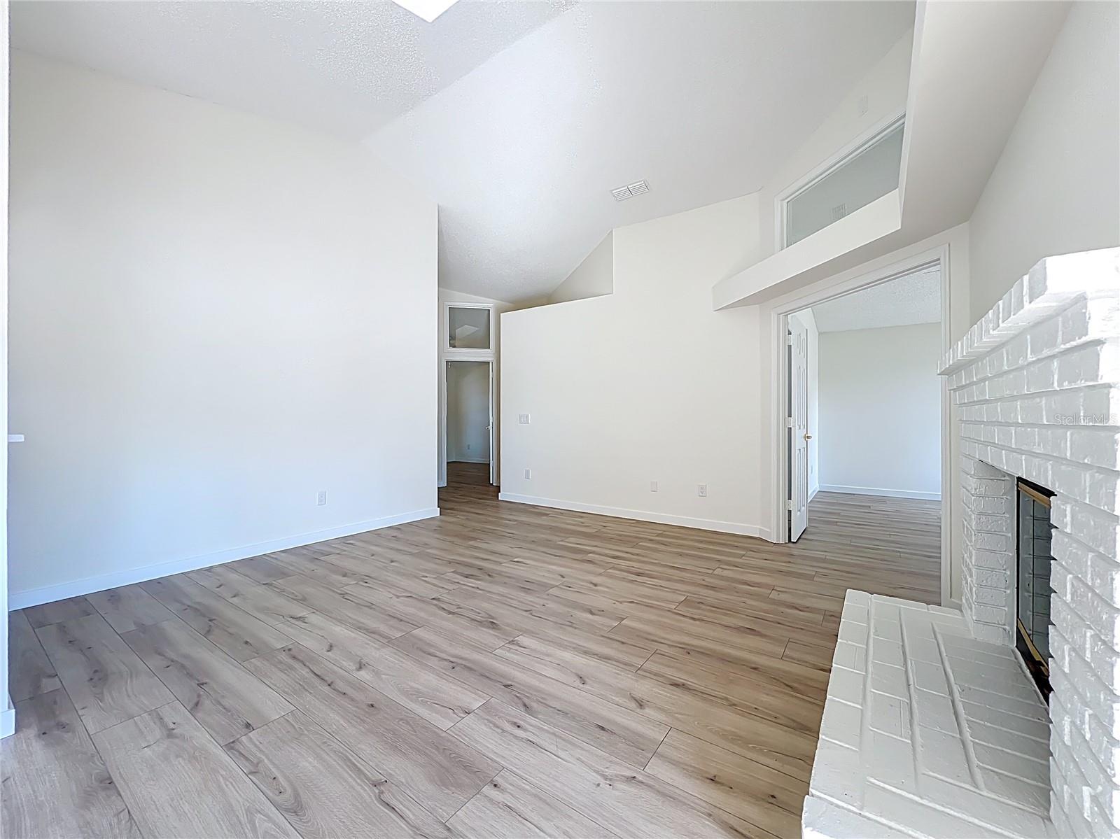 STONEBRIDGE PH 03 - Residential