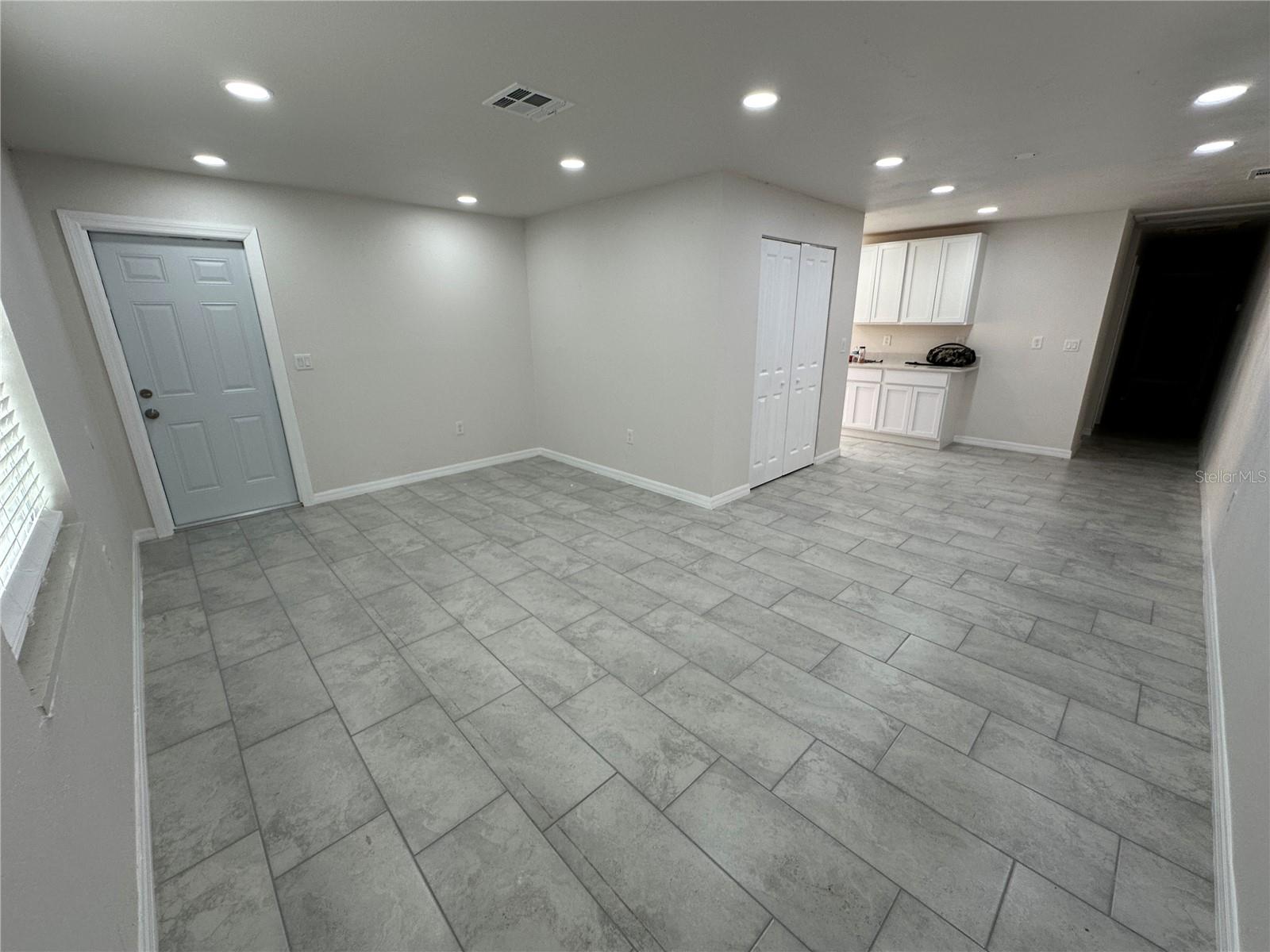 SUNRISE ESTATES - Residential Income