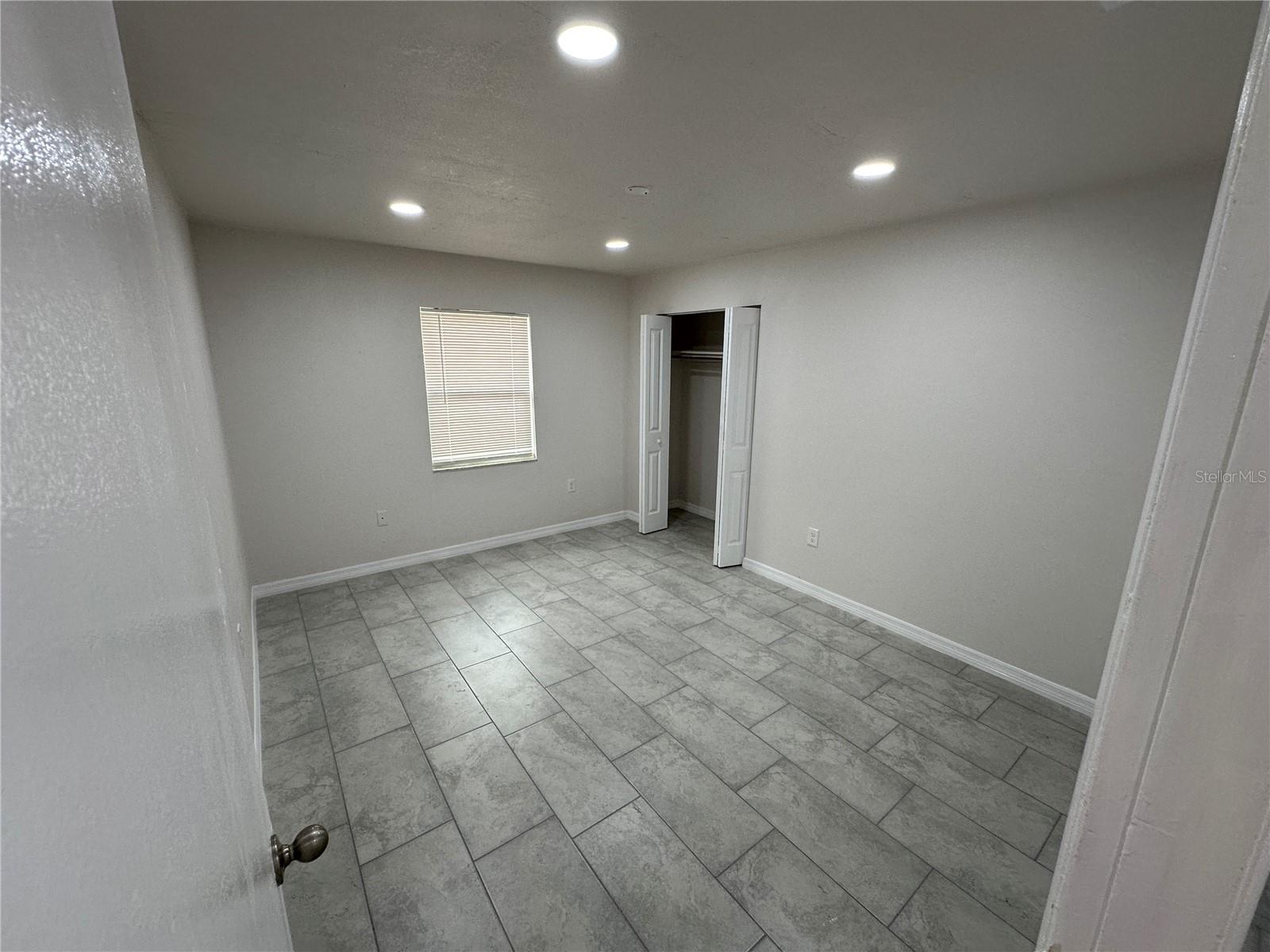 SUNRISE ESTATES - Residential Income