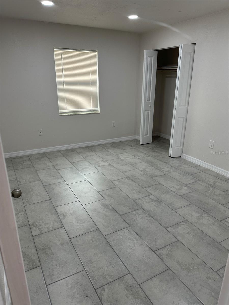 SUNRISE ESTATES - Residential Income