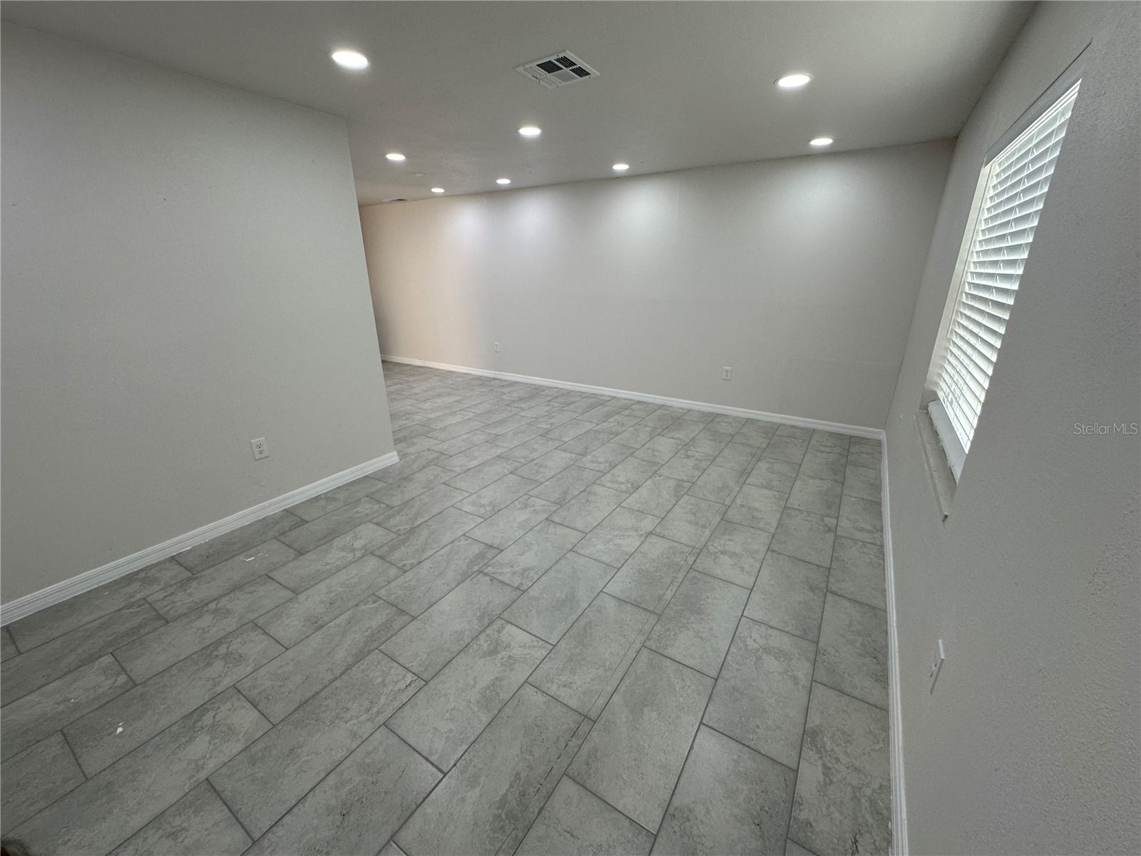 SUNRISE ESTATES - Residential Income