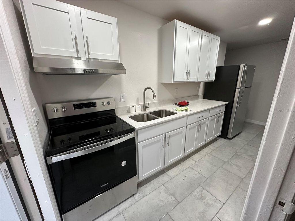 Photo of 1438 Moonlite Drive, Lakeland, FL 33801 (MLS # L4959825)