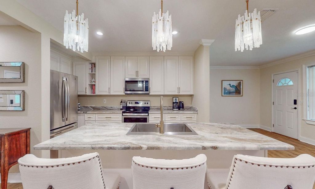 Photo of 1735 23rd Avenue N, St Petersburg, FL 33713 (MLS # TB8443505)