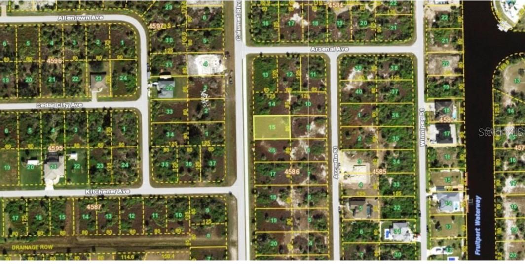 Great residential lot located in South Gulf Cove. Optional HOA! On the property, you will find it has few trees and bushes making it easier to clear out! This fast-growing community features a boat ramp, fishing, nature trails, basketball courts, BBQ grills, and playgrounds. It is also OUTSIDE of the Scrub Jay Zone! The community has many entrances from the main road and has restaurants and a Publix located 10 minutes from the property!