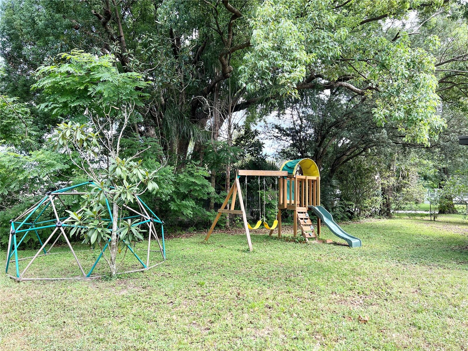 TEMPLE TERRACE GARDENS 3 - Residential