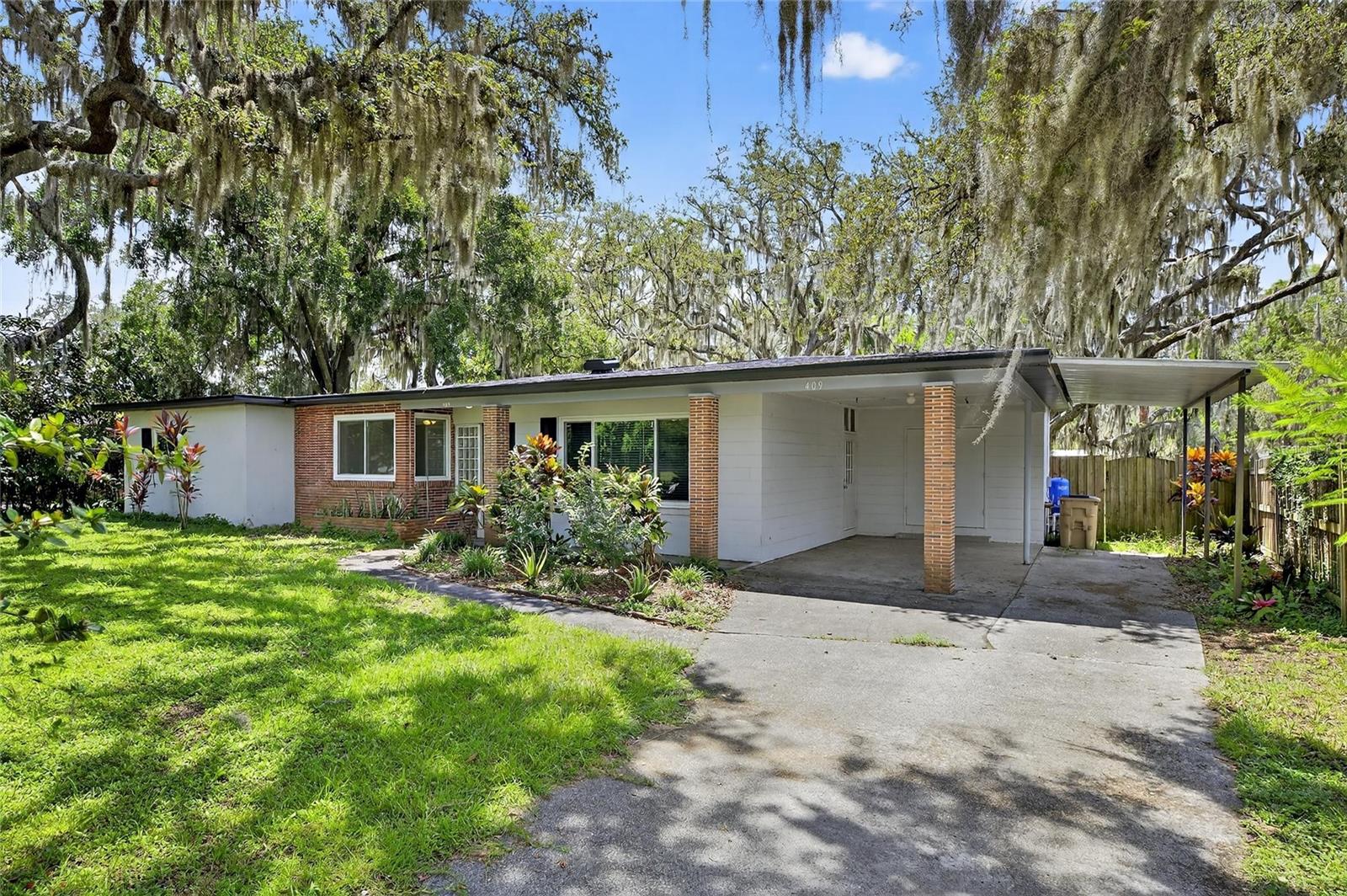 Mid-Century Bones, Riverside Vibes, and Room to Dream...
Tucked under a canopy of grand old shade trees in the Temple Terrace Riverside community, this 3-bedroom, 2-bath mid-century gem offers 1,327 square feet of charm, character, and endless potential. Situated on a spacious 0.22-acre lot, the property has a fenced backyard, double carport, and a location that’s just a short, scenic stroll to the Hillsborough River, Riverhills Park and boat ramp.
Step inside and discover a canvas ready for your personal touch. The interior offers a practical layout and an enclosed Florida room that adds bonus space for whatever suits your lifestyle—home office, playroom...
Outside, the fenced backyard offers plenty of room to garden, play, or simply unwind under mature shade trees. There's also a detached storage shed—perfect for tools, toys, or weekend projects.
This home is full of promise. With solid bones and an unbeatable location near the Hillsborough River, Riverhills Park, and Riverhills Elementary, it’s a smart opportunity for a buyer ready to roll up their sleeves and make it shine.
Best of all? No HOA, no CDD fees, and city water/sewer. Located outside the flood zone, this Riverside District beauty is your chance to live steps from the river, parks, boardwalks, and playgrounds, with all the charm of a quiet, walkable neighborhood.
Bring your vision and start making memories in one of Temple Terrace’s most sought-after riverfront enclaves.