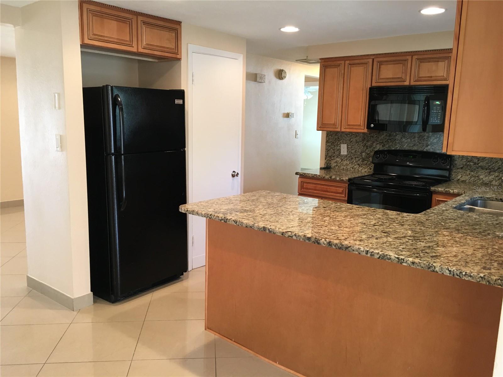 CREST RIDGE GARDENS - Residential Lease