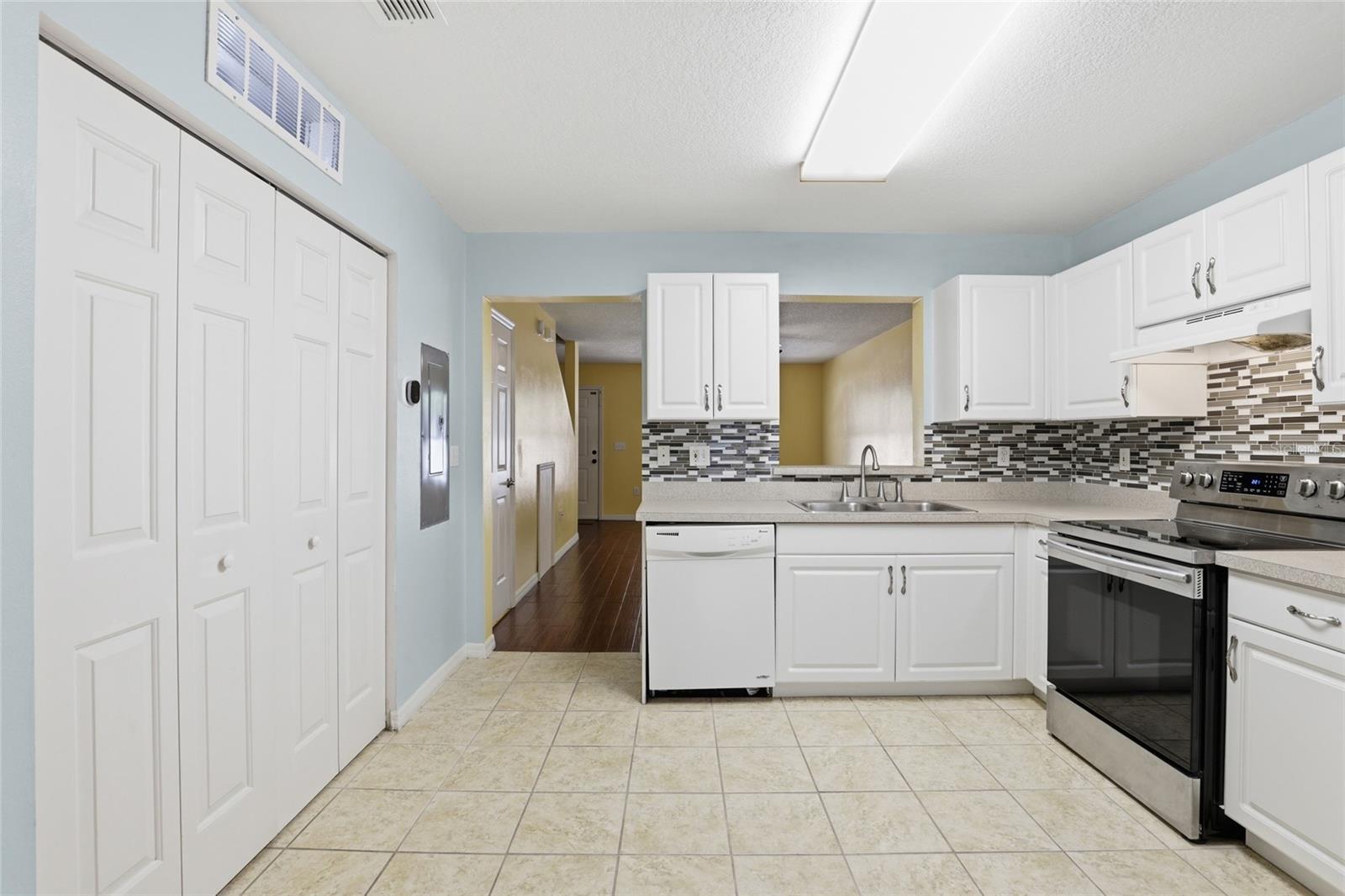 HAILEY GARDENS - Residential