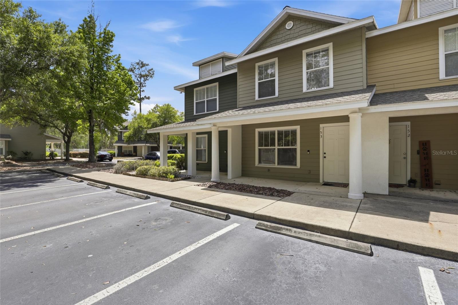 HAILEY GARDENS - Residential