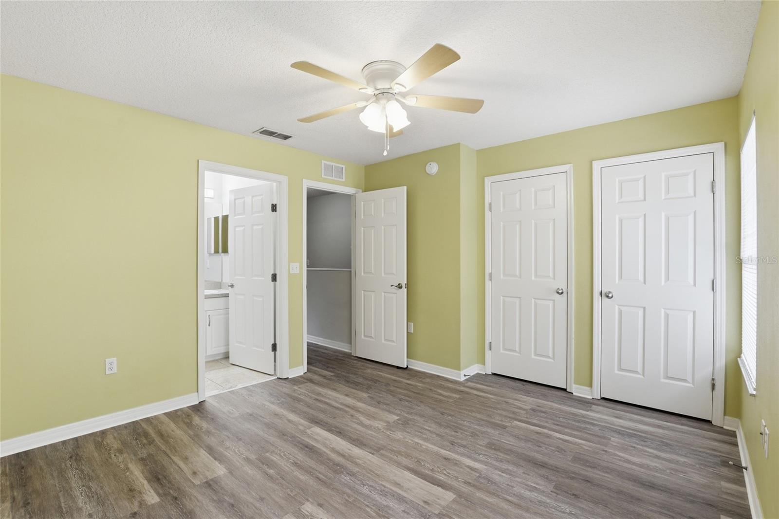 HAILEY GARDENS - Residential