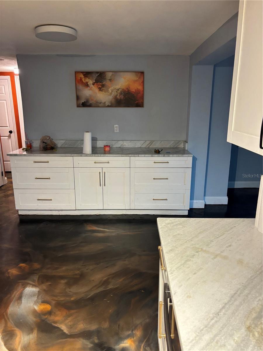 BEACON SQUARE - Residential