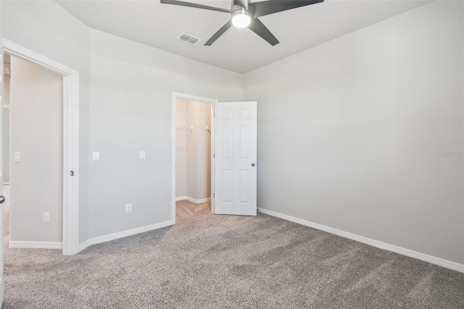 LEGACY PLACE - Residential