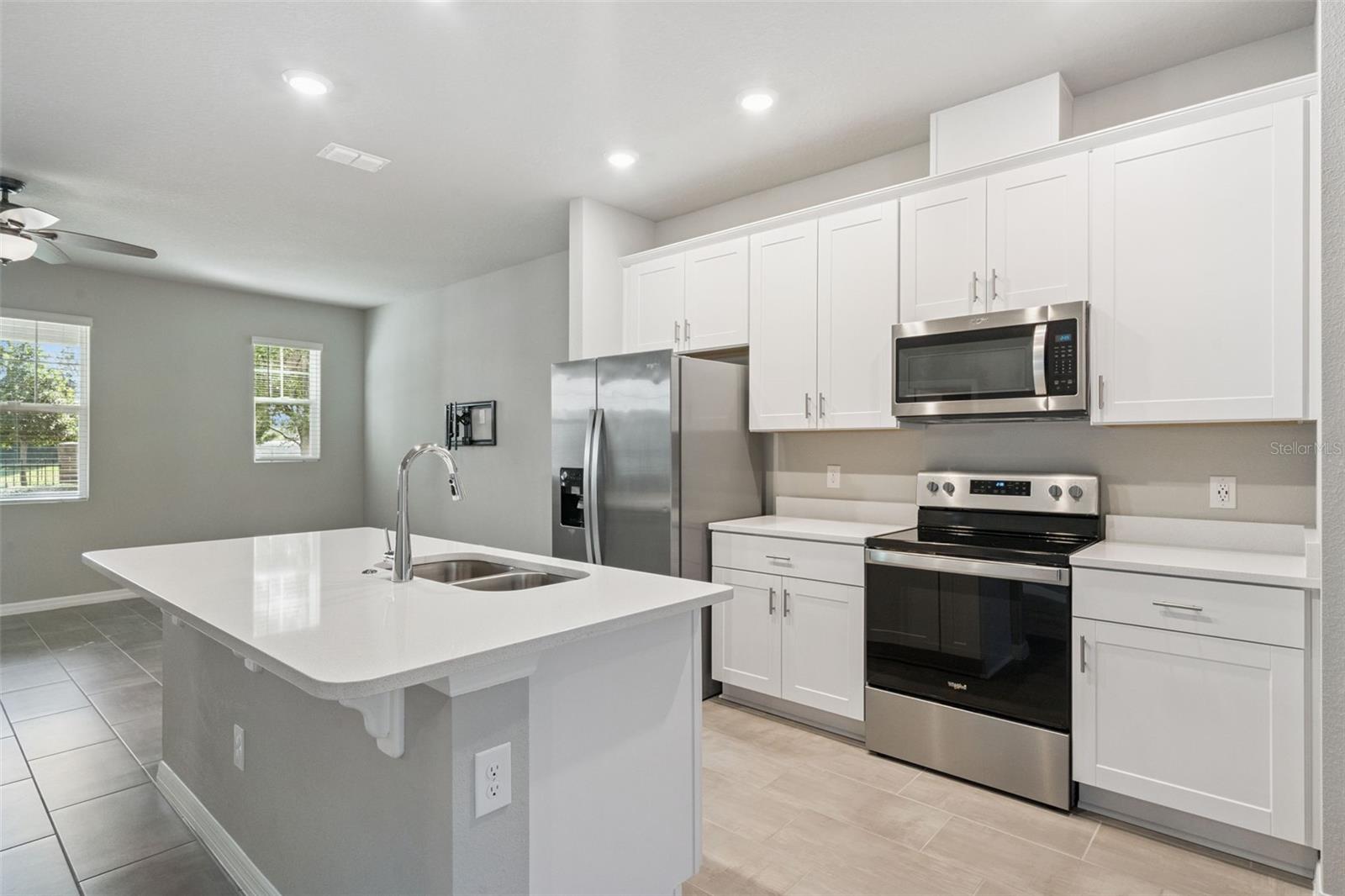 LEGACY PLACE - Residential